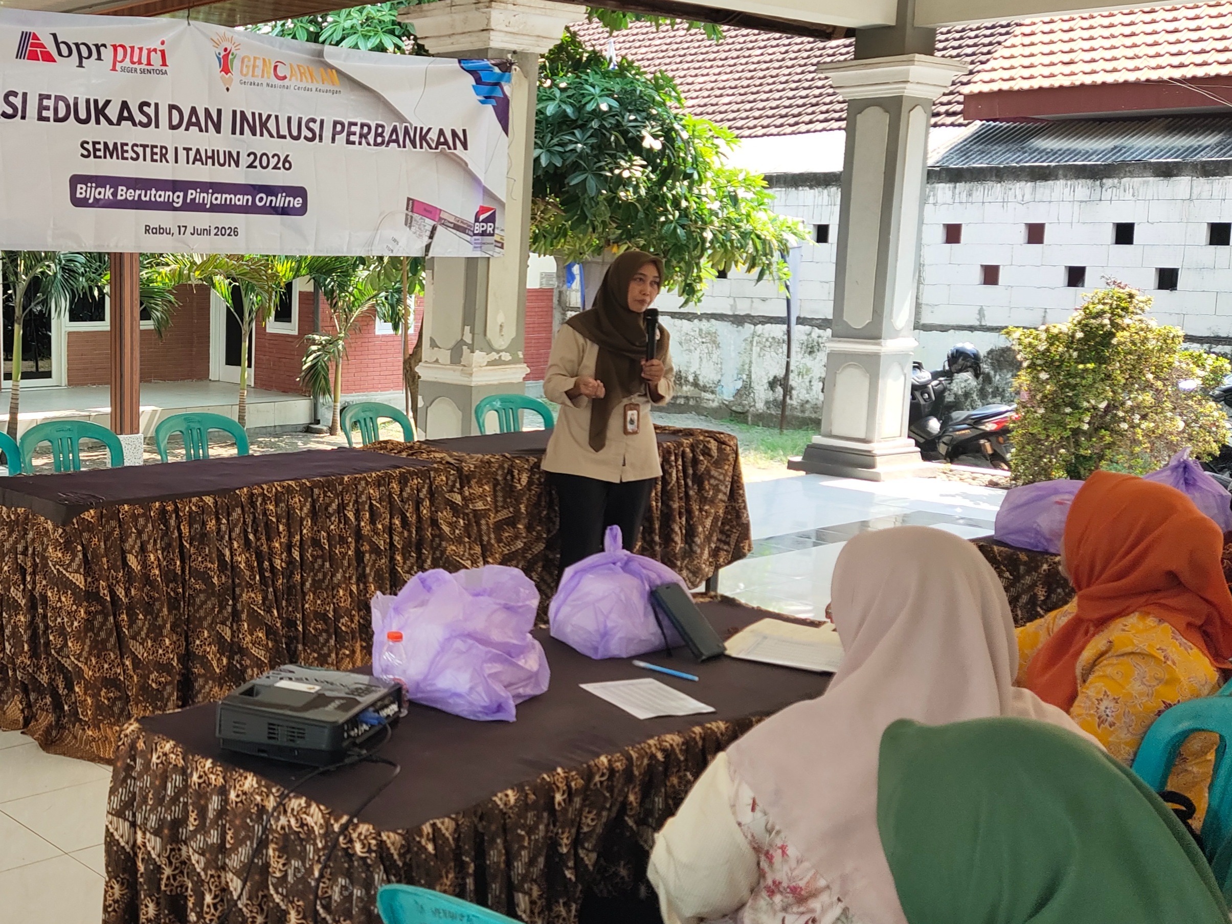 Penyampaian Materi Edukasi